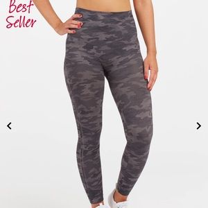 Spanx look at me now seamless leggings heather grey camo